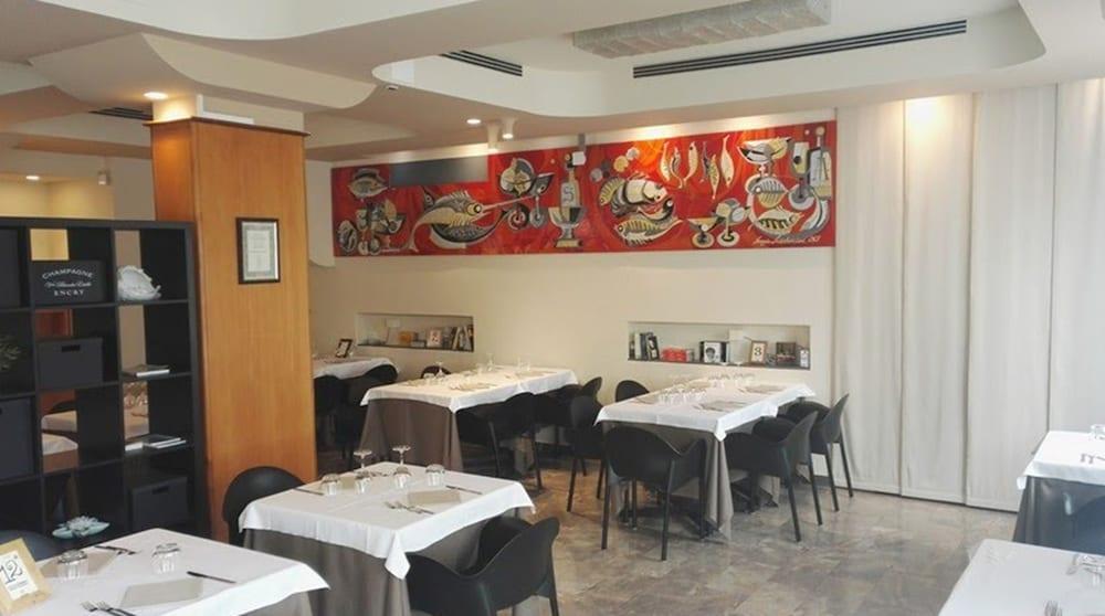 Hotel Ristorante Alcide Poggibonsi Dış mekan fotoğraf