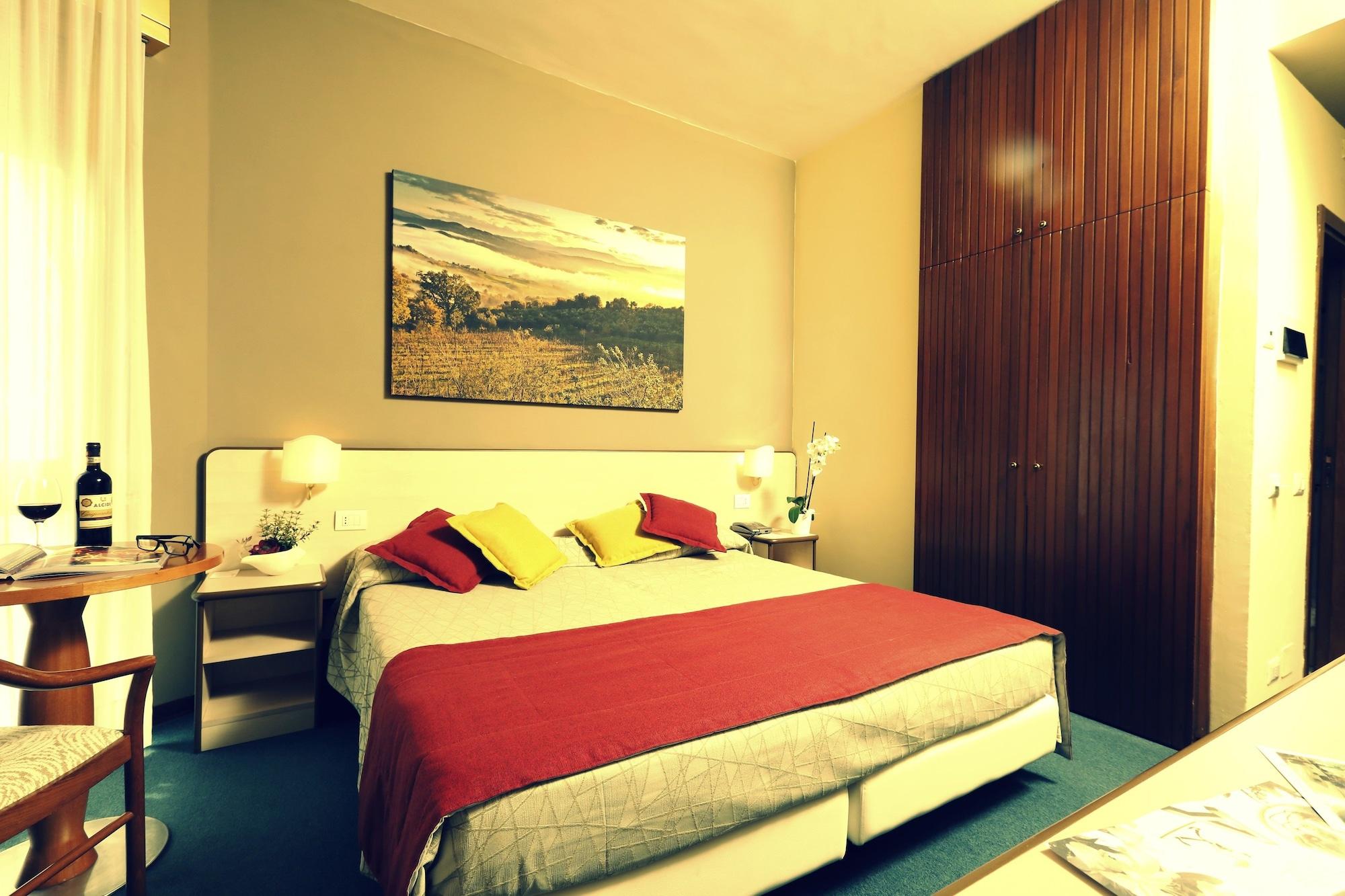 Hotel Ristorante Alcide Poggibonsi Dış mekan fotoğraf