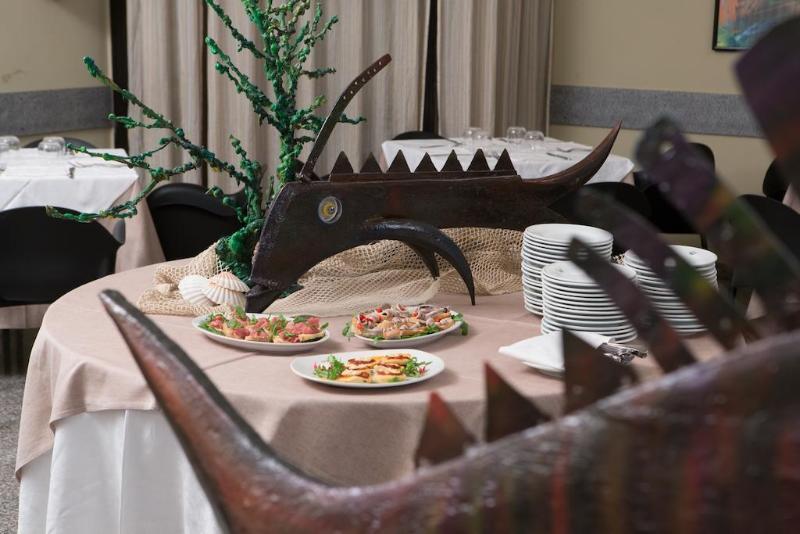 Hotel Ristorante Alcide Poggibonsi Dış mekan fotoğraf